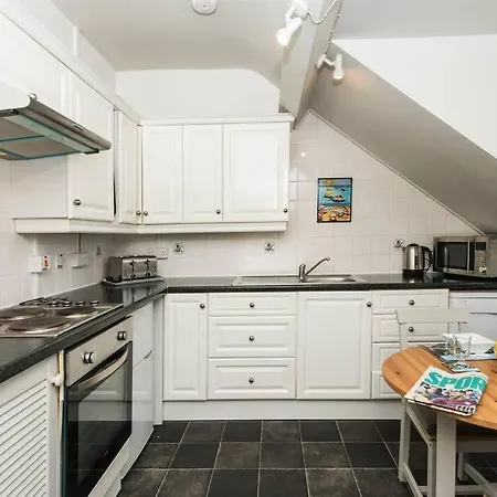 Headlands-2 Bed-Sea View Apartment-Trearddur Bay Exterior photo