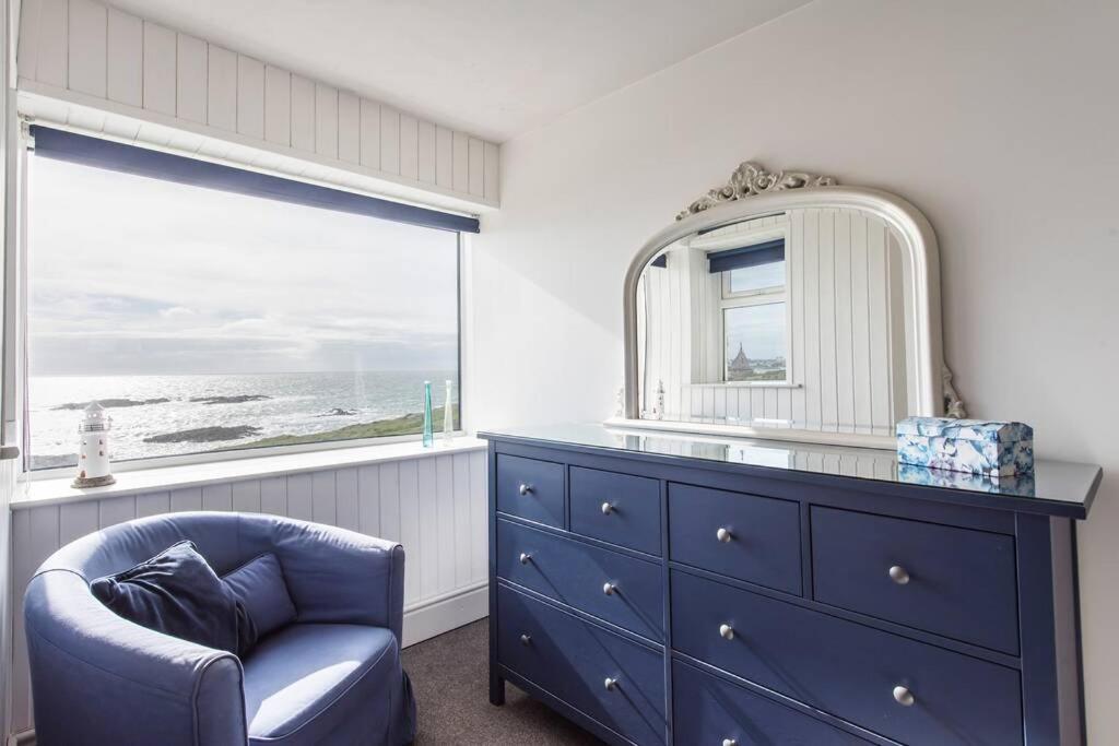 Headlands-2 Bed-sea View Apartment-trearddur Bay Holiday home
